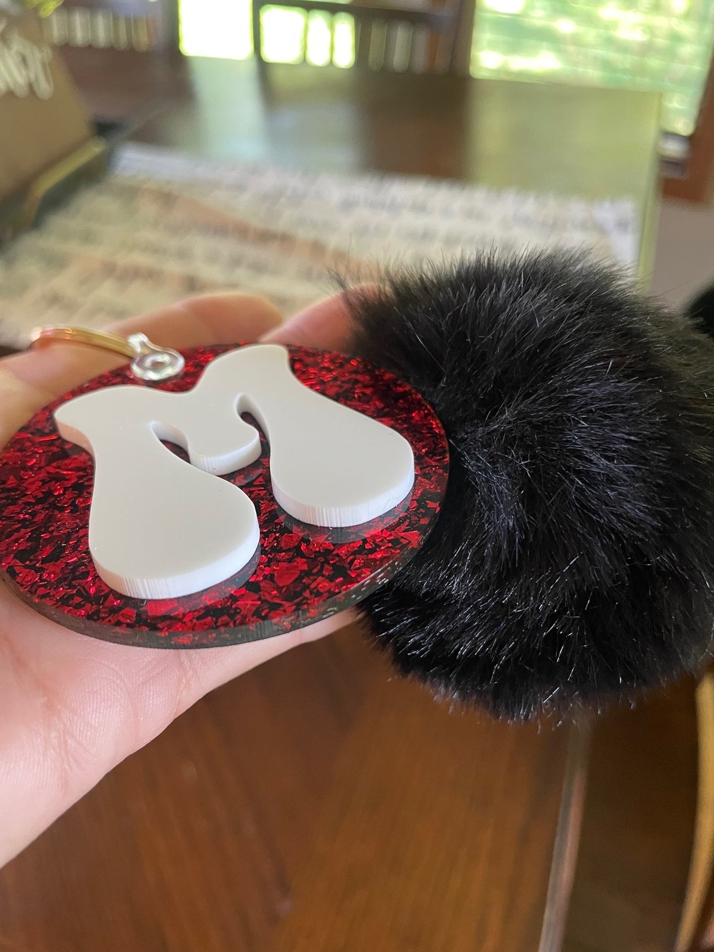 Sparkly Initial Keychain with Puff - ENG